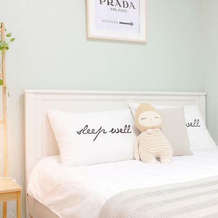شقة H House Yeonnam سيول الغرفة الصورة